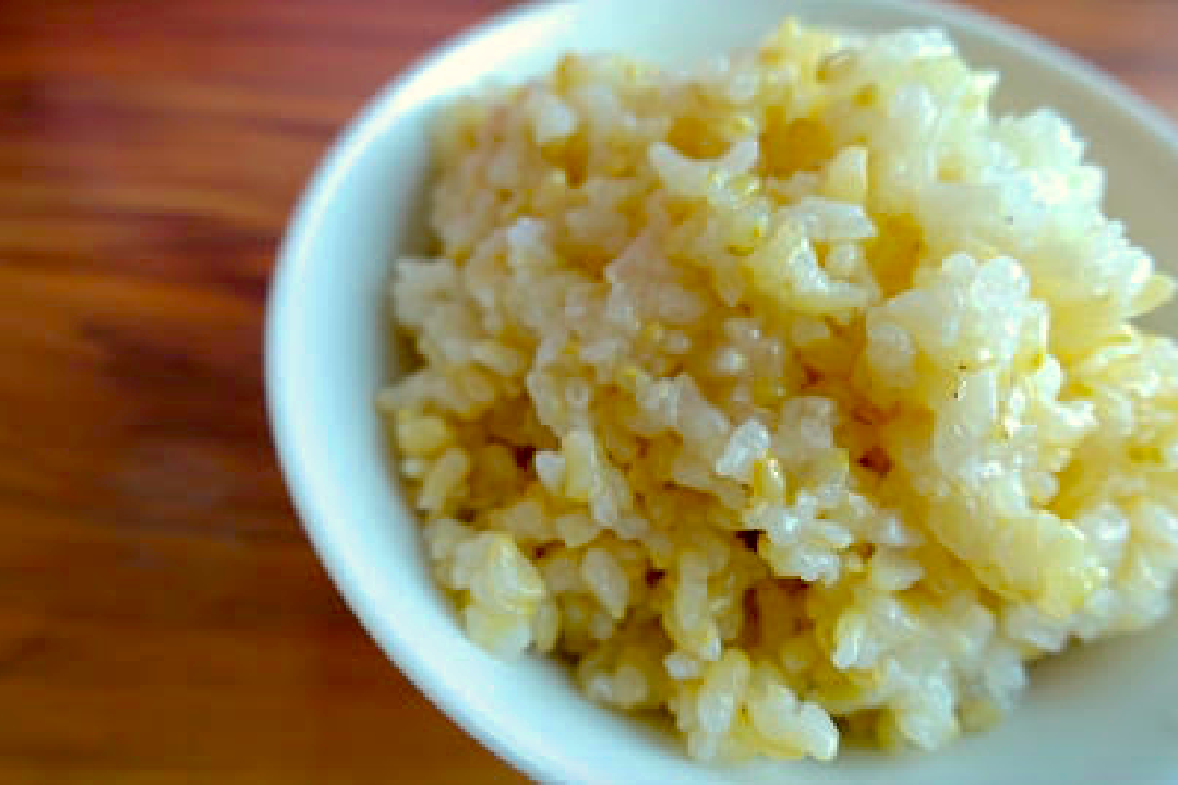 「如何蒸出好吃的糙米飯？」簡單 2 個步驟，不用再怕小孩挑食了！