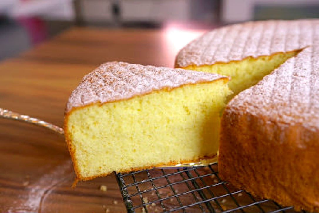 「你的海綿蛋糕烤不出蓬鬆感？」學會這個基礎作法，保證你成功做出蓬鬆綿密的海綿蛋糕！