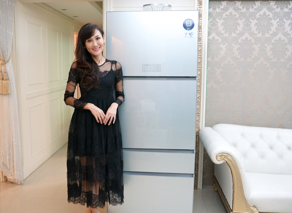 一台讓職業媽媽下班後也能優雅有效率準備晚餐的冰箱！體驗 台灣三洋采晶玻璃變頻電冰箱