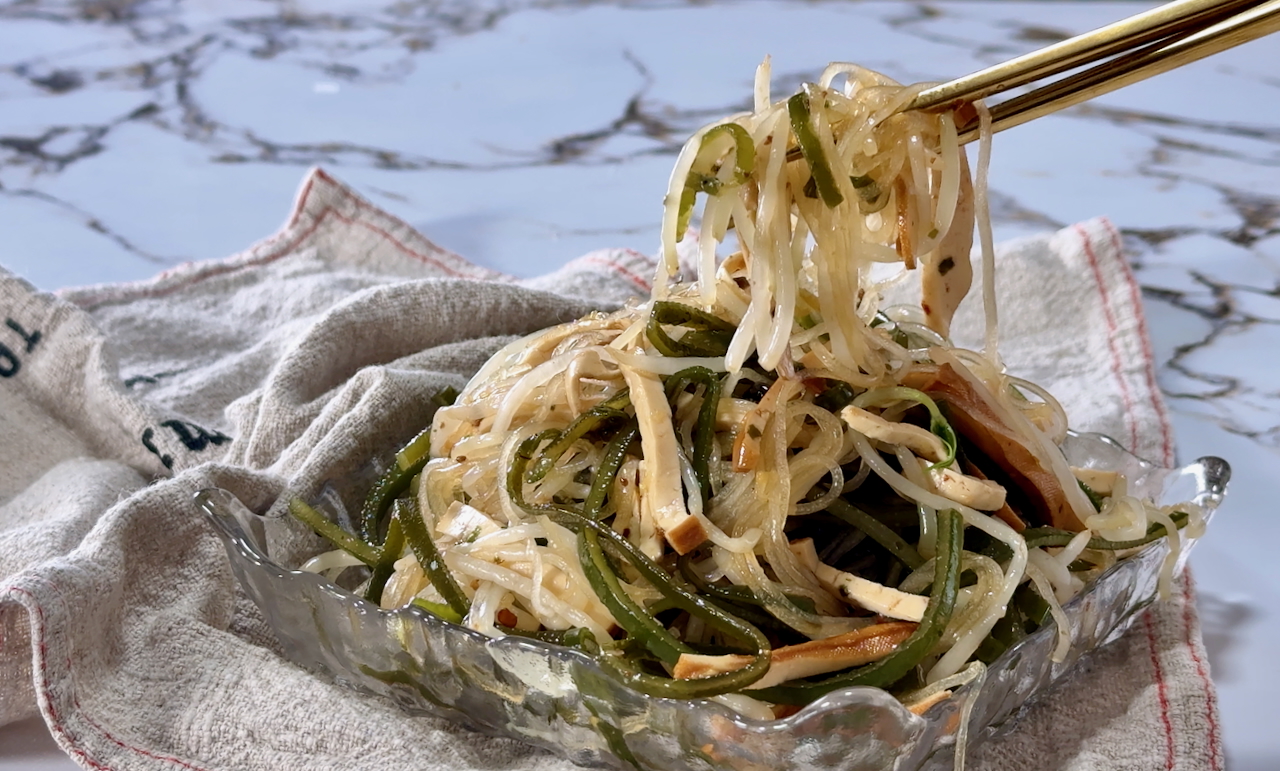 鼎泰豐招牌小菜｜在家10分鐘復刻的清爽開胃涼拌菜