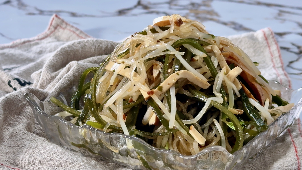 鼎泰豐招牌小菜｜在家10分鐘復刻的清爽開胃涼拌菜