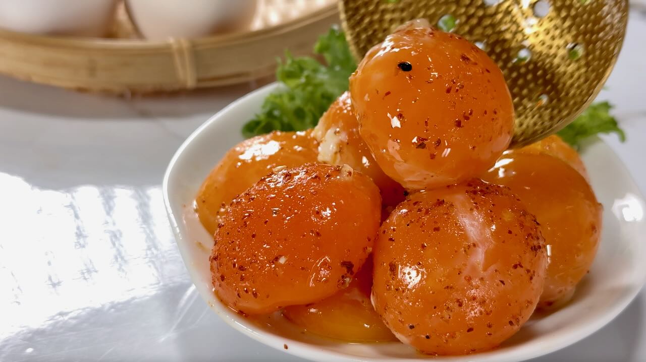 油封蛋黃特寫
